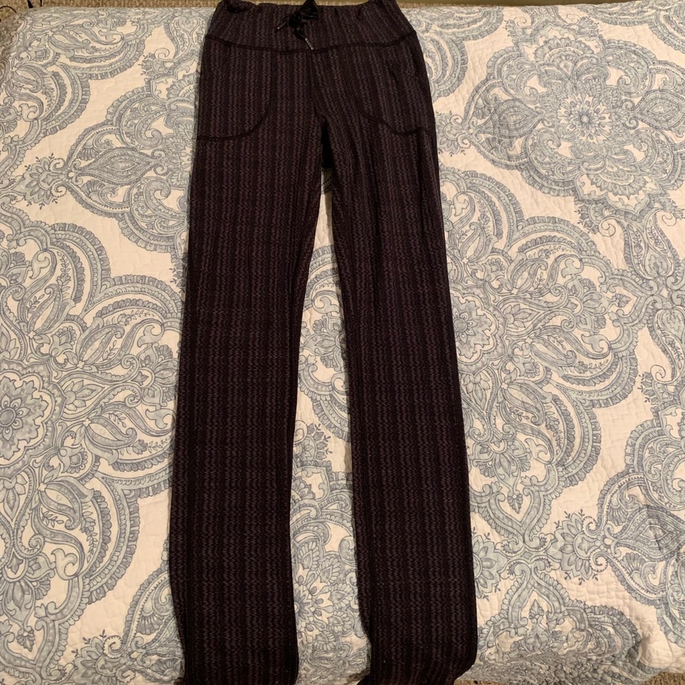 Lululemon Straight Leg Leggings